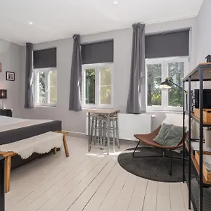 Spacious Guest Near Historic Market - 5 Min Walk Bruges